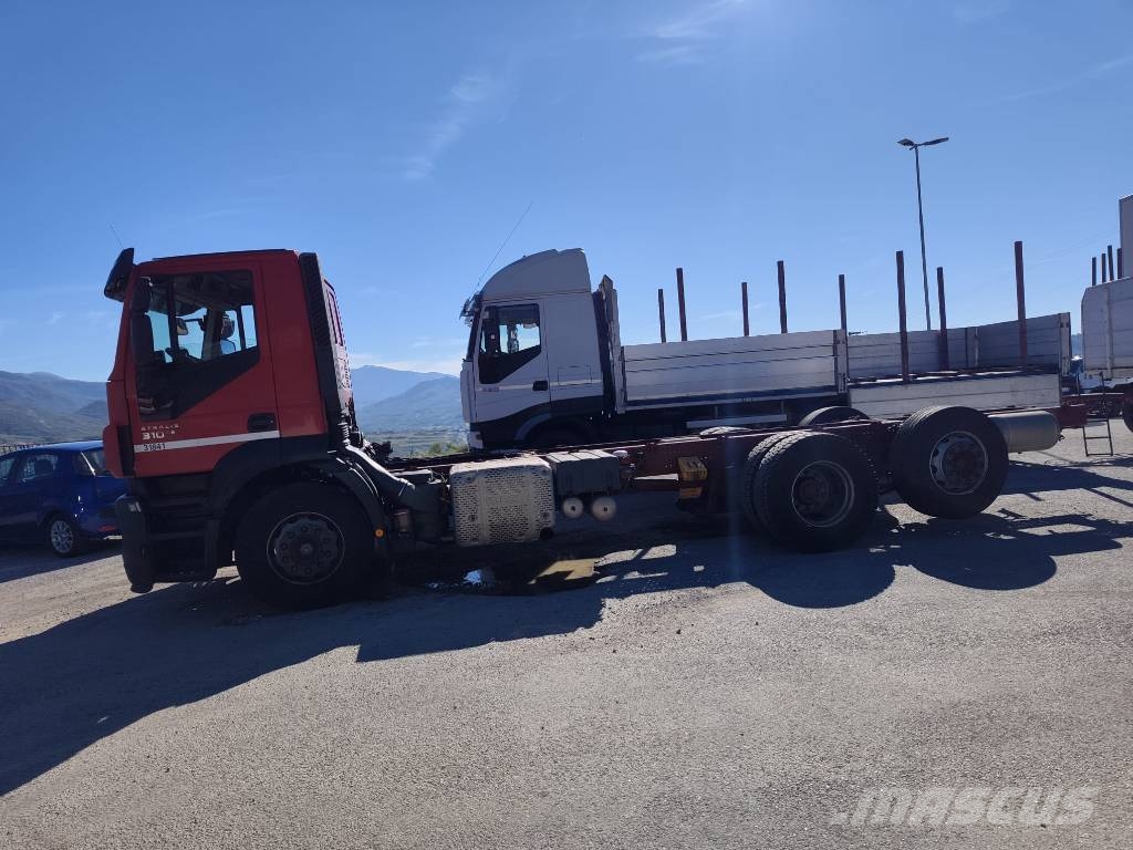 Iveco Stralis 260 S31 Camion porte engin