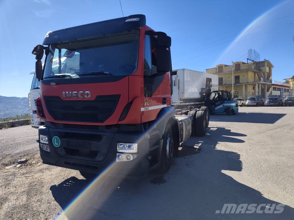 Iveco Stralis 260 S31 Camion porte engin