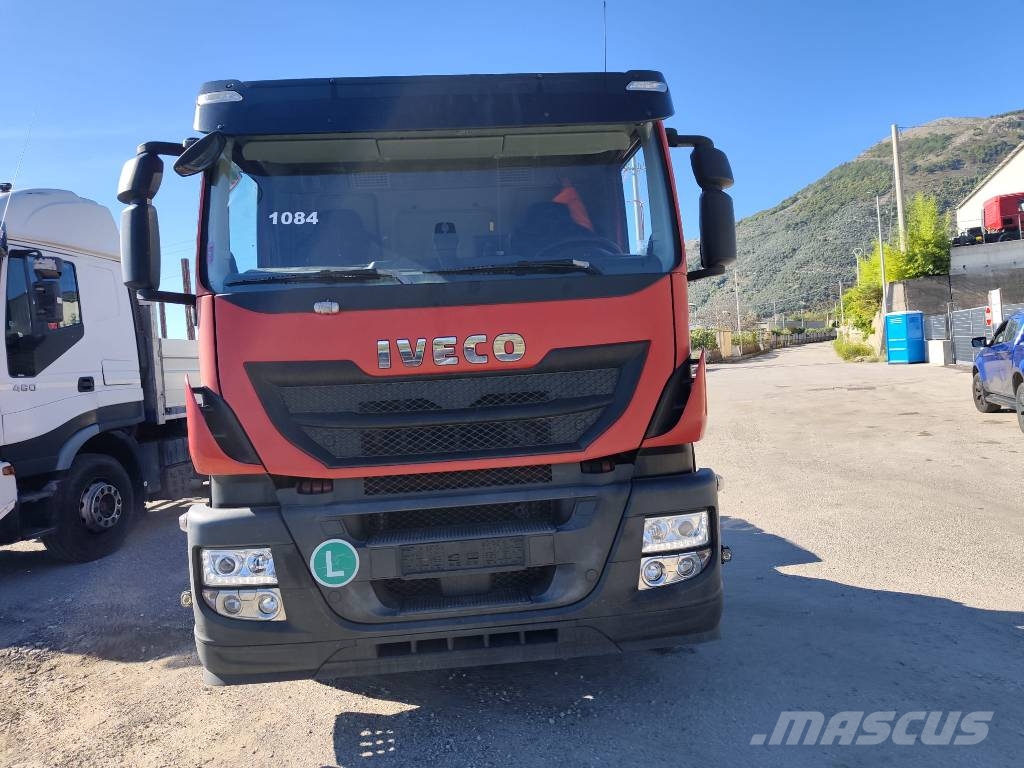 Iveco Stralis 260 S31 Camion porte engin