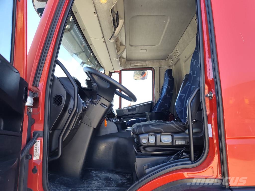 Iveco Stralis 260 S31 Camion porte engin