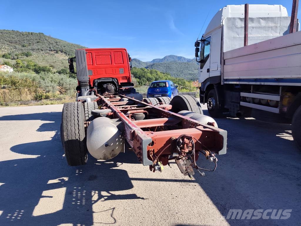 Iveco Stralis 260 S31 Camion porte engin