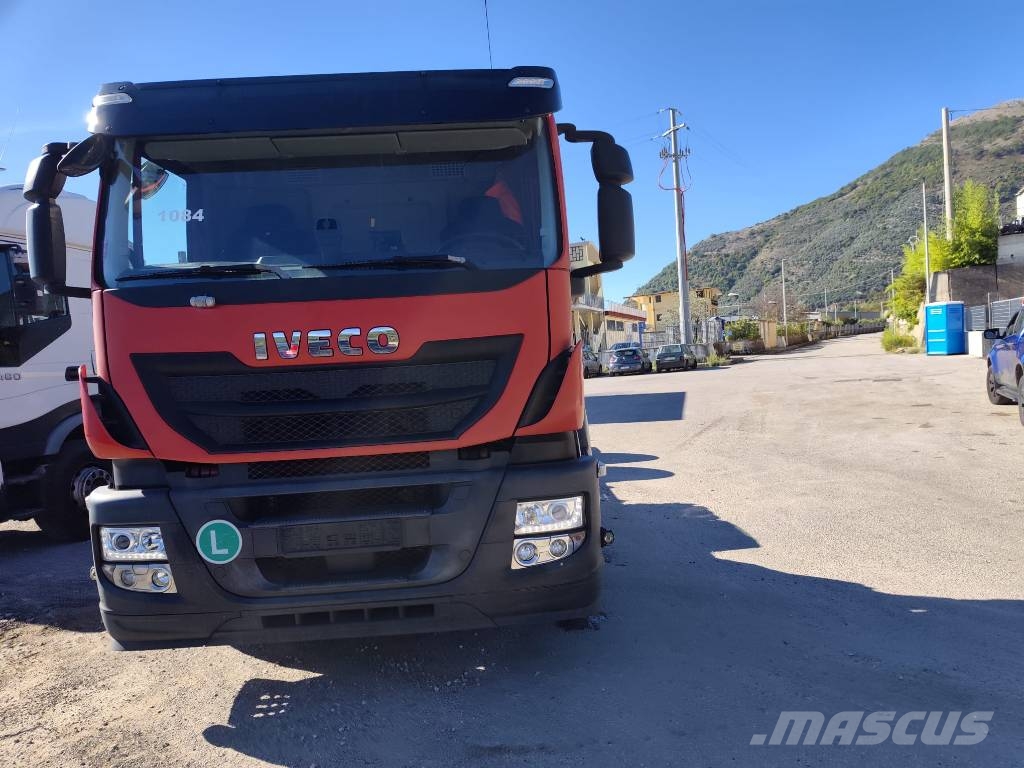 Iveco Stralis 260 S31 Camion porte engin