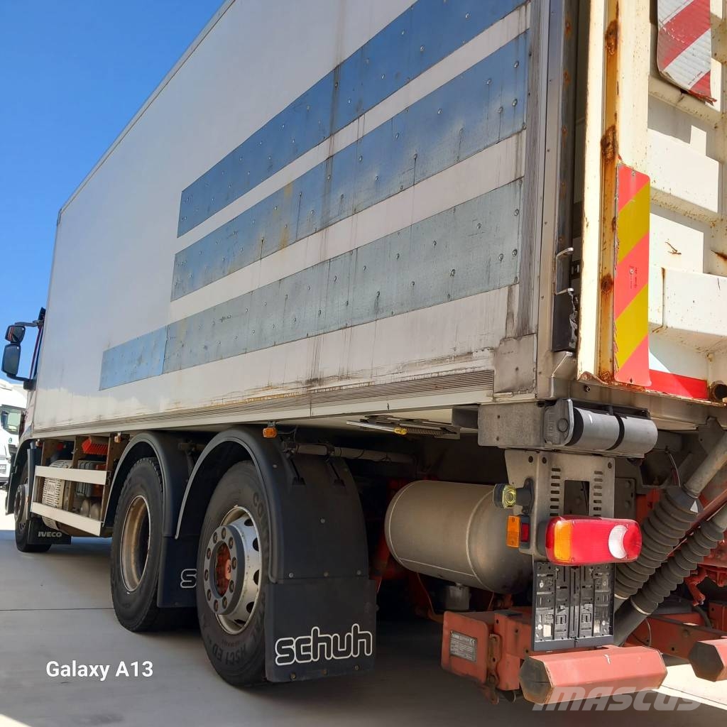 Iveco Stralis 260 S31 Camiones portavehículos