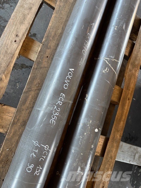 Volvo ECR 235 E NEW HYDRAULIC CYLINDER Hydraulika