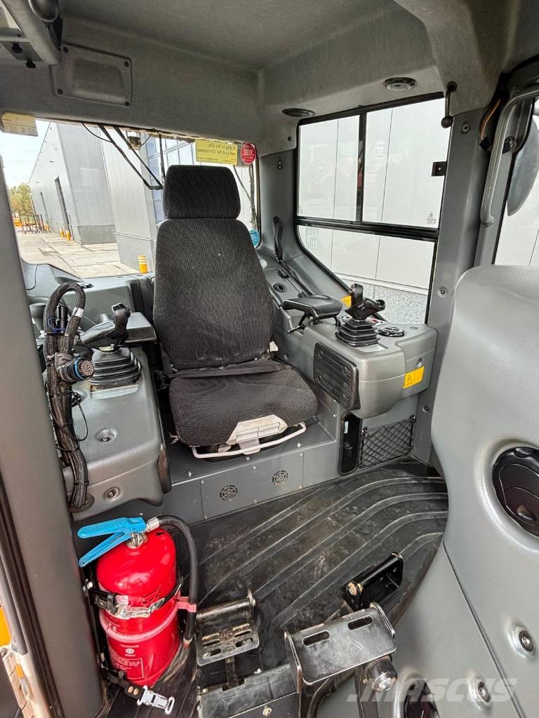 Liebherr PR 736 LGP (Trimble Ready) Buldožeri guseničari
