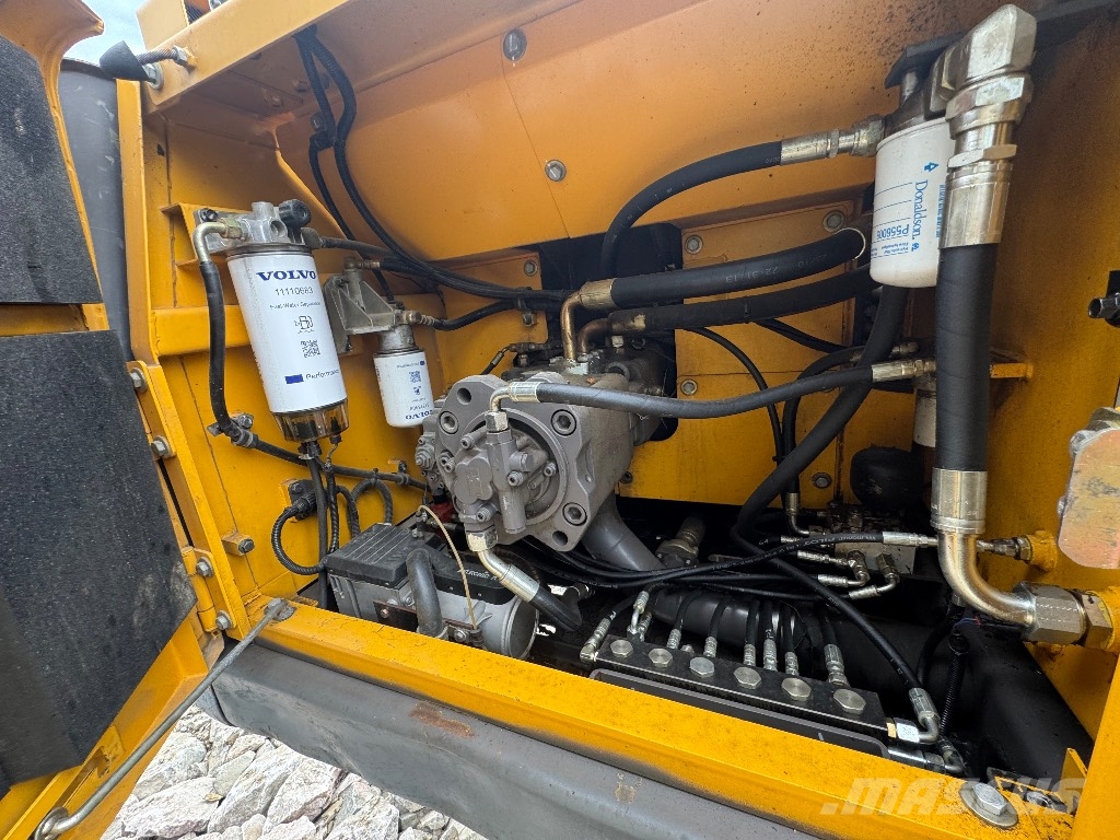 Volvo EC 240 C L Верижен екскаватор