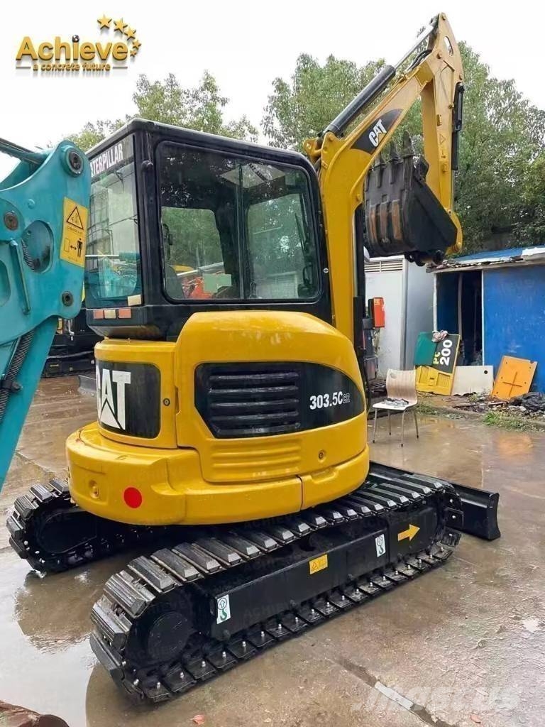 CAT 303.5 CR 小型挖掘机