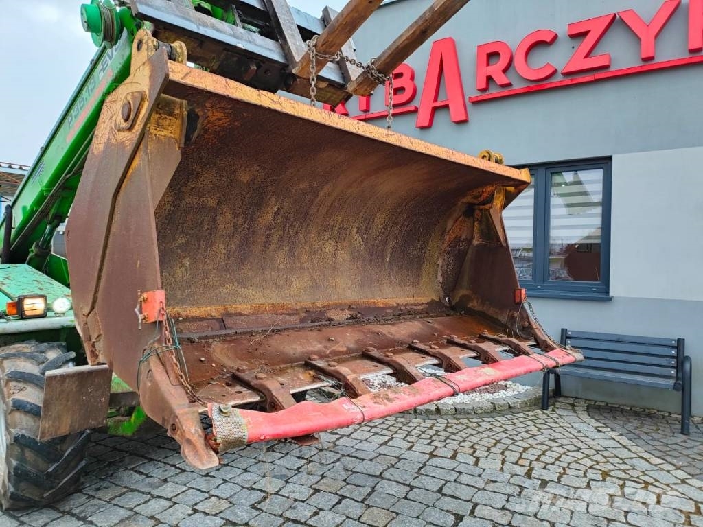 CAT ERPILLAR 928G łyżka Kausi
