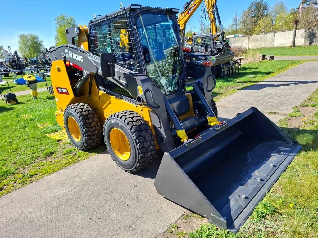 XCMG XC 7-SV 12 لوادر بعجل