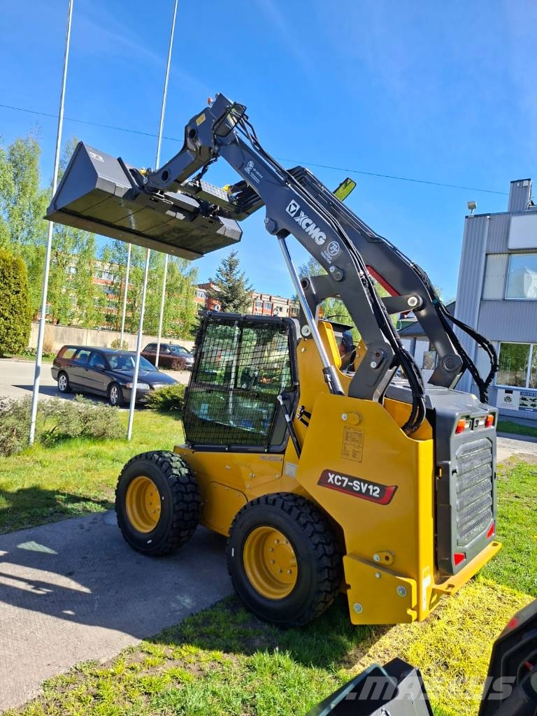 XCMG XC 7-SV 12 لوادر بعجل