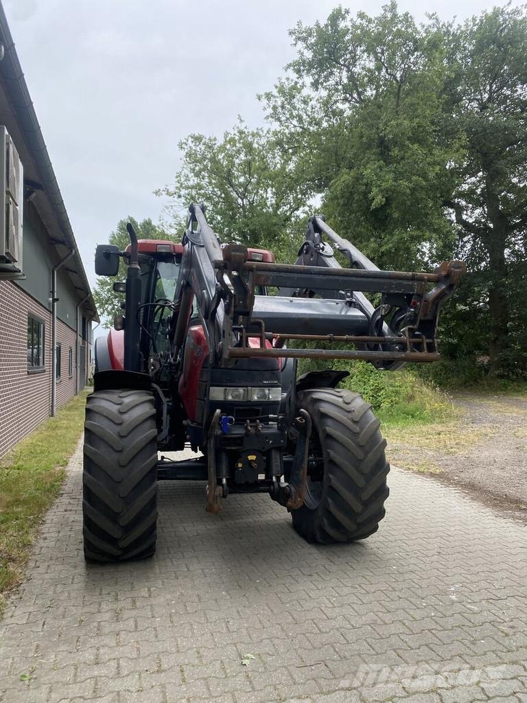 Case IH IH MXU 135 Traktorji