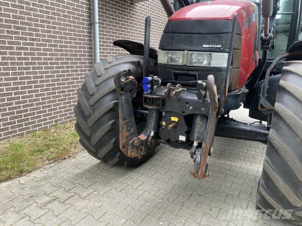 Case IH IH MXU 135 Traktorji