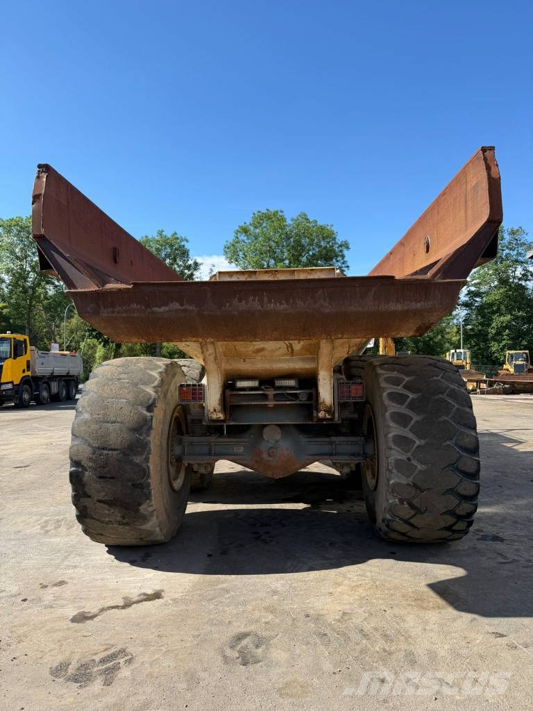 Terex TA 35 / BJ. 2001/13082 H/6X6/ ساحبات مفصلية