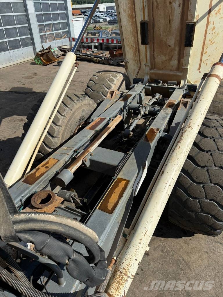 Terex TA 35 / BJ. 2001/13082 H/6X6/ ساحبات مفصلية