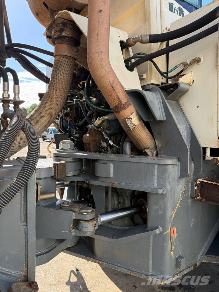 Terex TA 35 / BJ. 2001/13082 H/6X6/ ساحبات مفصلية