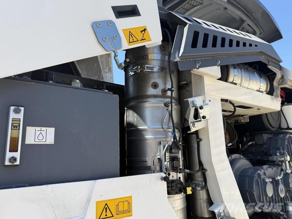 Wirtgen W 130 CFi Asphalt cold milling machines