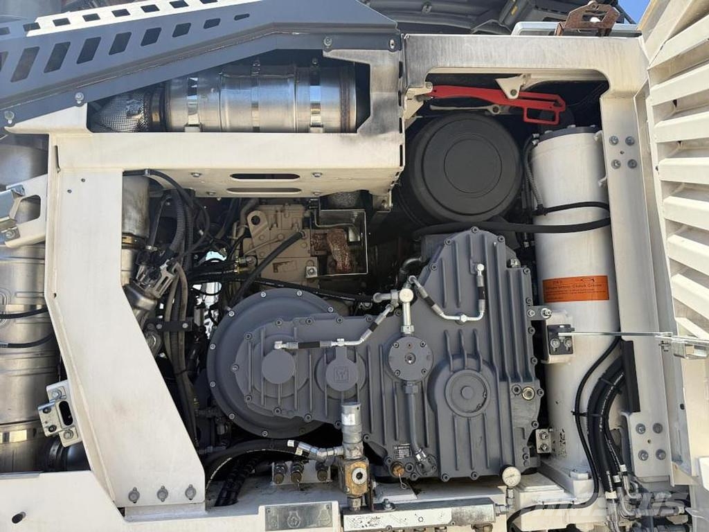 Wirtgen W 130 CFi Asphalt cold milling machines