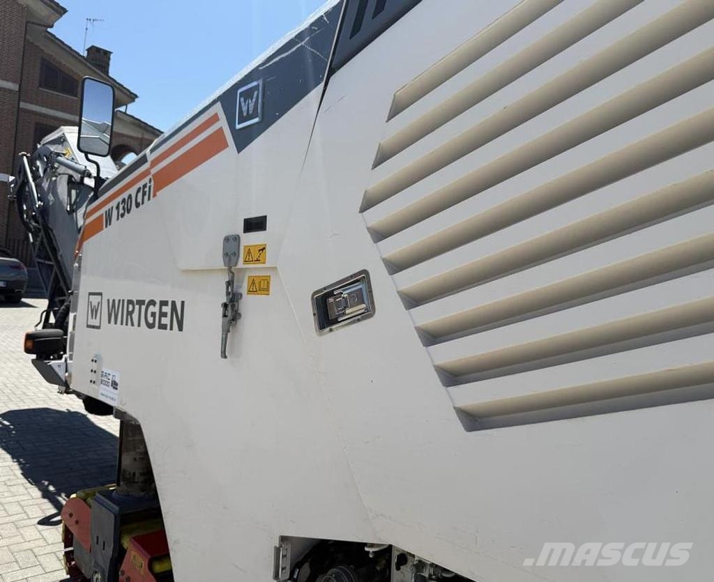 Wirtgen W 130 CFi Asphalt cold milling machines