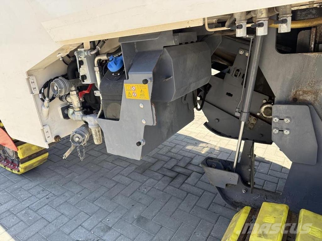 Wirtgen W 130 CFi Asphalt cold milling machines