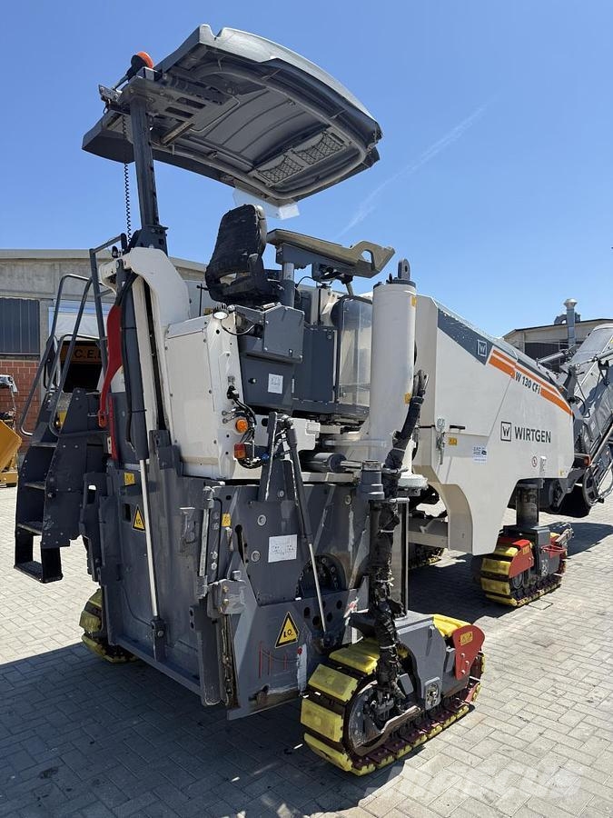 Wirtgen W 130 CFi Asphalt cold milling machines