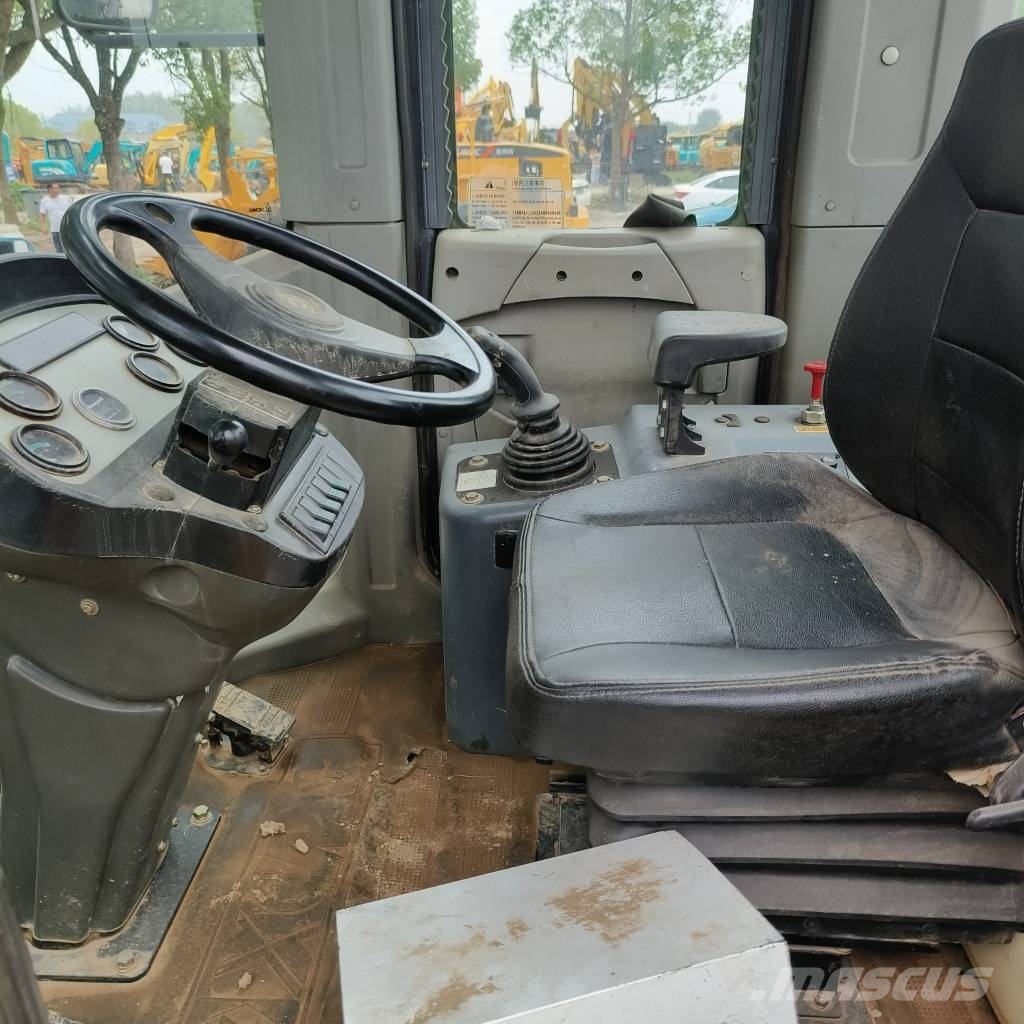 XCMG ZL 50 GN Фронтальные погрузчики