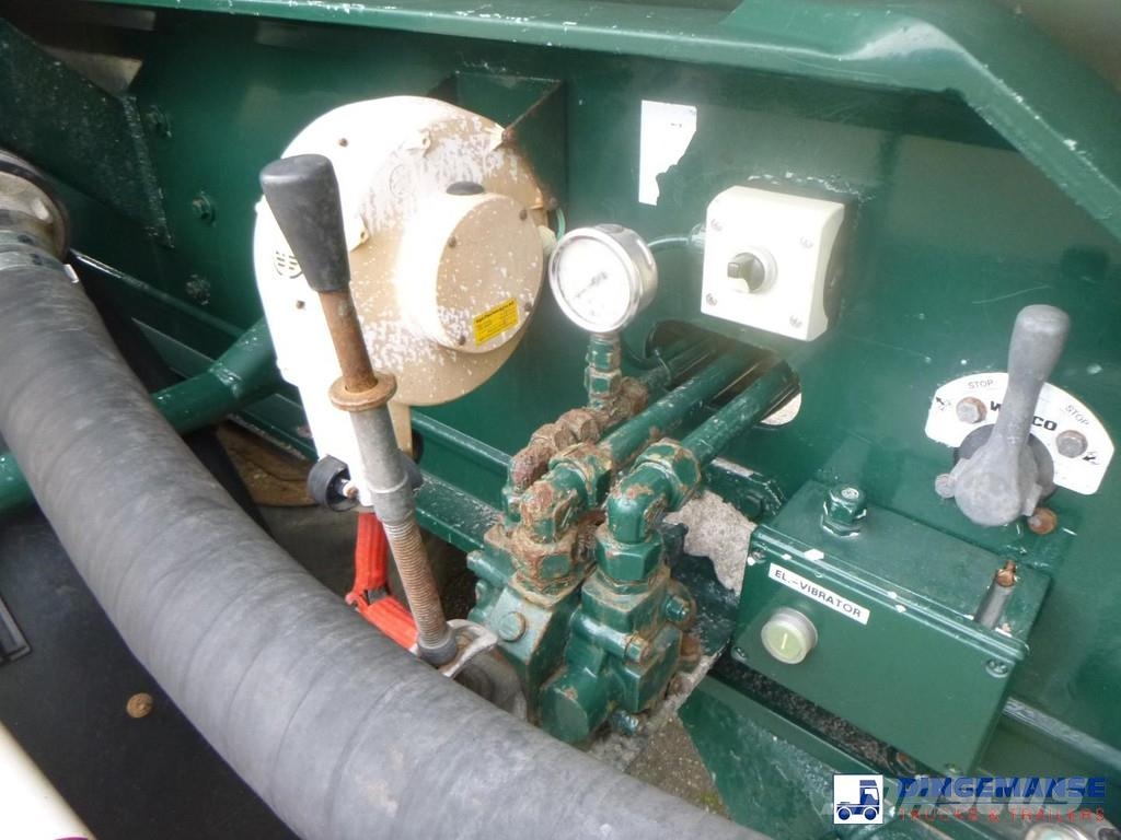 Spitzer Powder tank alu 60 m3 (tipping) Tankwagen