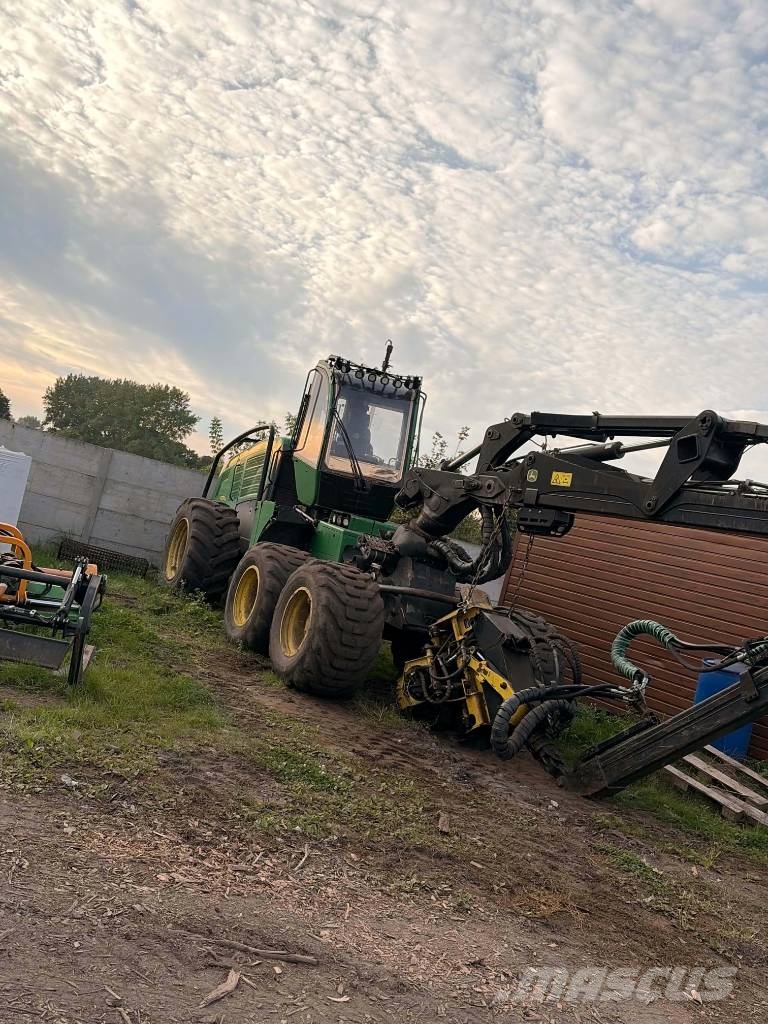 John Deere 1270 G Харвестеры
