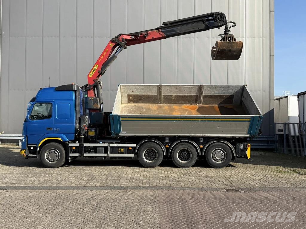Volvo FMX 540 8X4 3-side tipper with Palfinger PK34000-S A/T 크레인