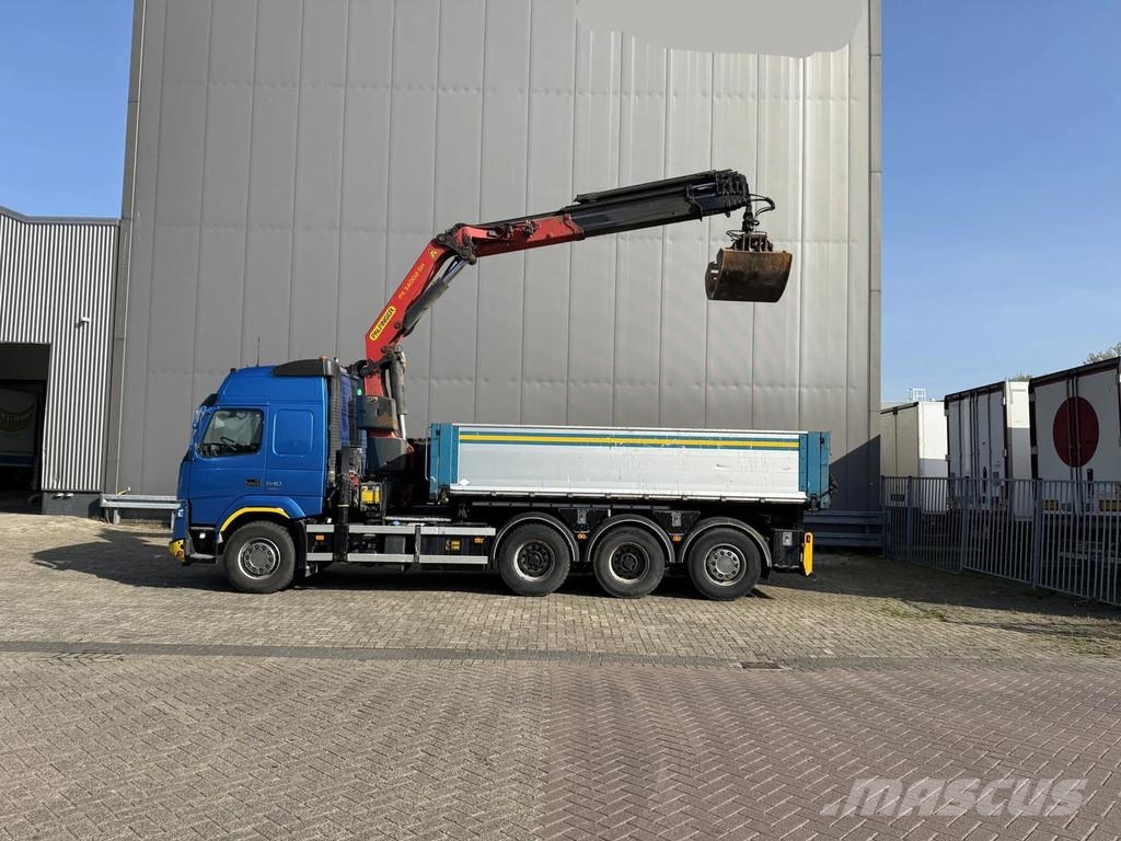Volvo FMX 540 8X4 3-side tipper with Palfinger PK34000-S Gruas Todo terreno