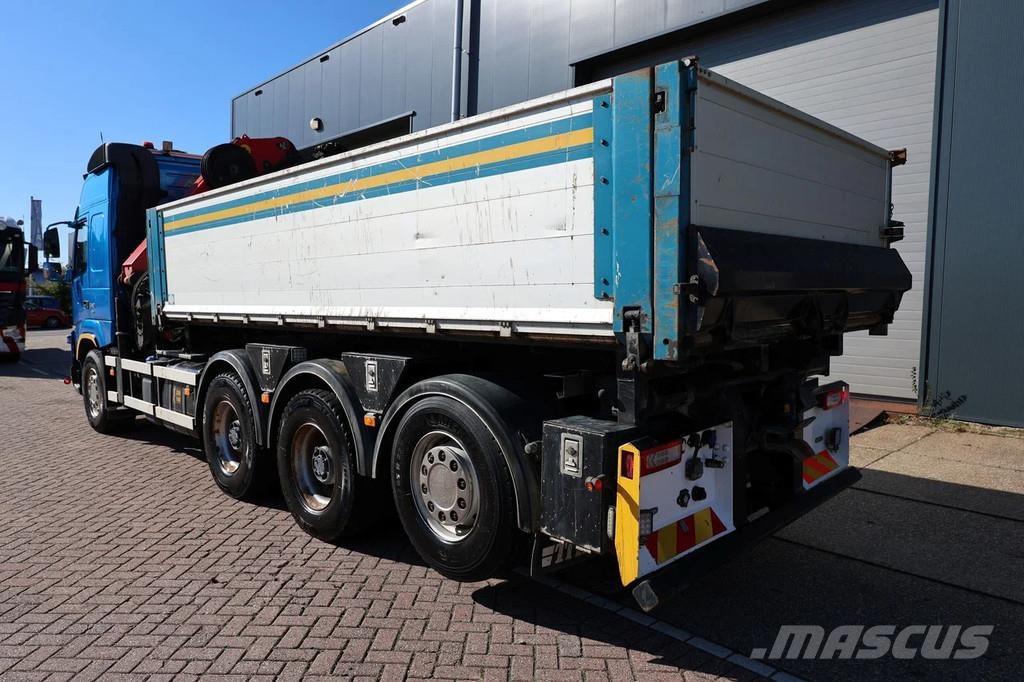 Volvo FMX 540 8X4 3-side tipper with Palfinger PK34000-S Gruas Todo terreno