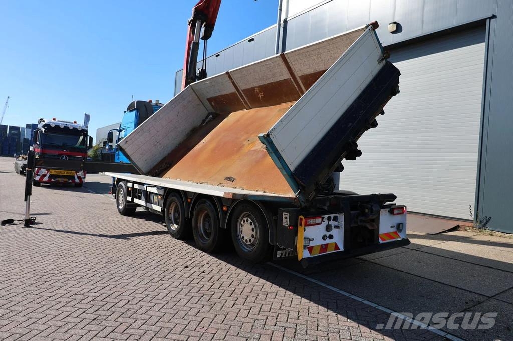 Volvo FMX 540 8X4 3-side tipper with Palfinger PK34000-S Gruas Todo terreno