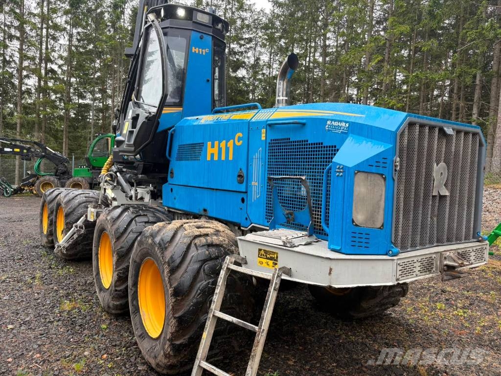 Rottne H11C Betakarítók