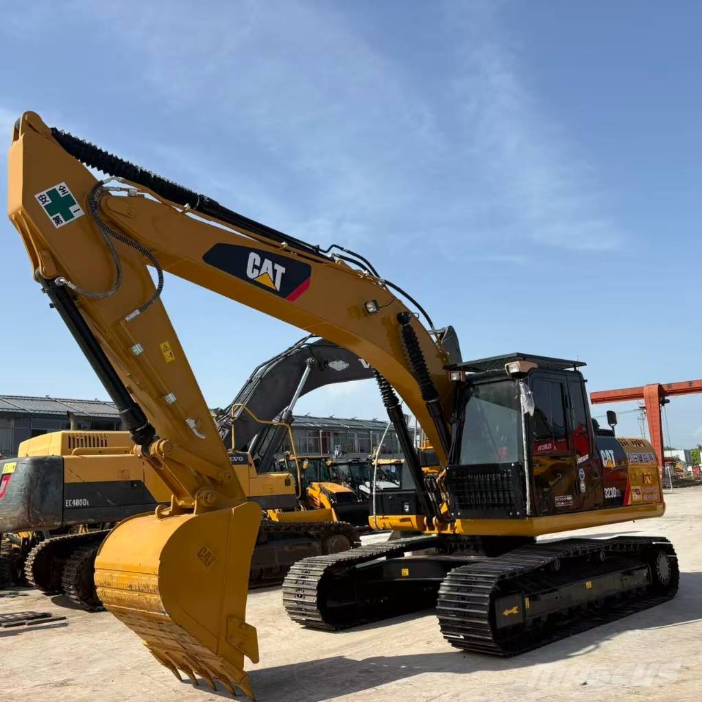 CAT 323 D 履带挖掘机