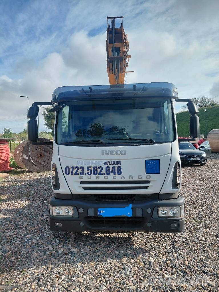Iveco Eurocargo ML 120 E18 Camioane platforma/prelata