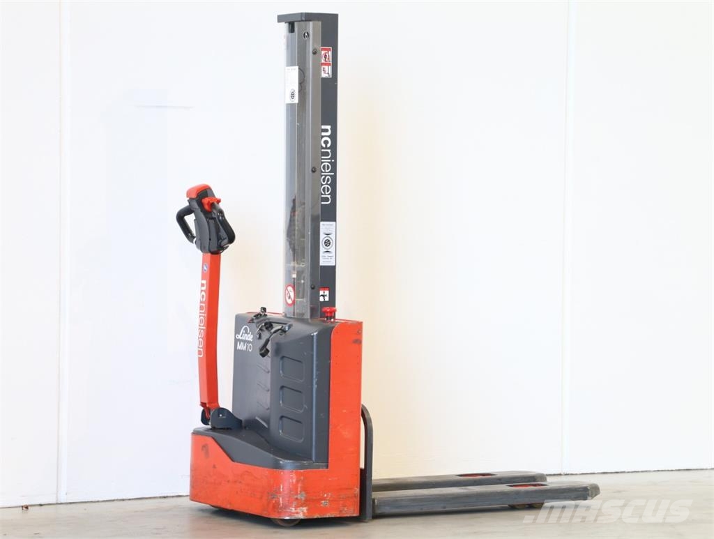 Linde MM10/1167-02 Meeloop stapelaar