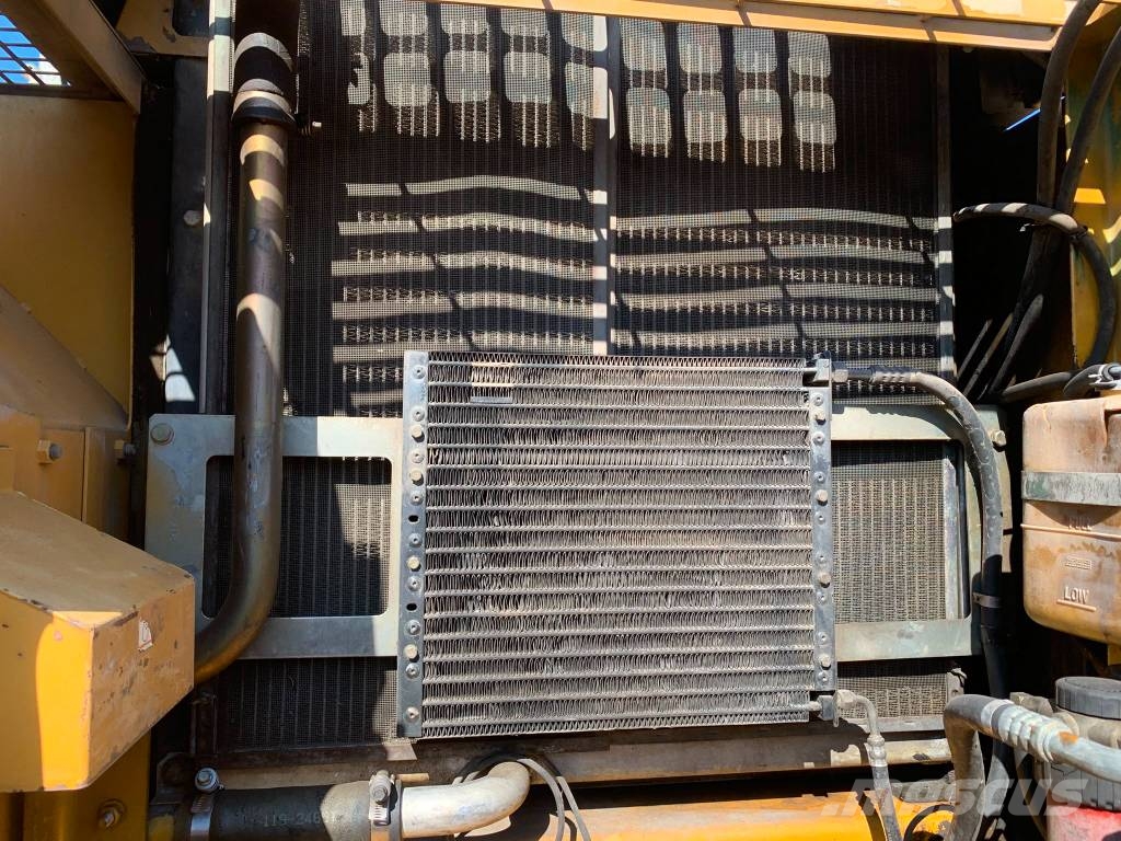 CAT 322 B LN Rupsgraafmachines