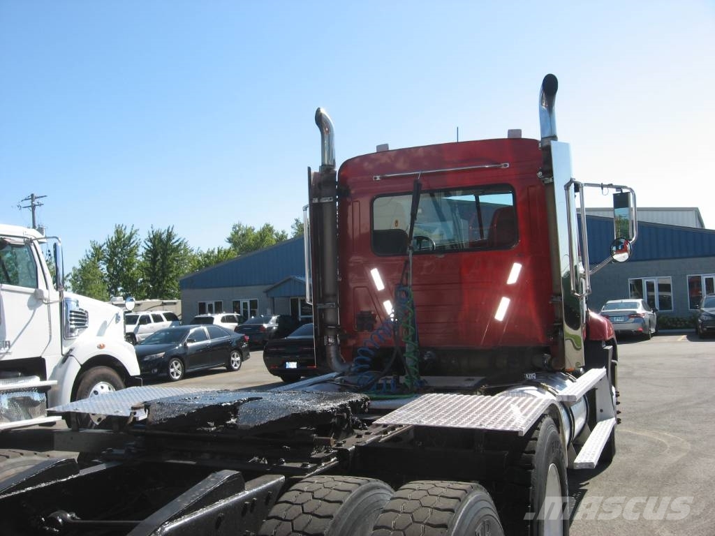 Mack CXN 613 Ciągniki siodłowe