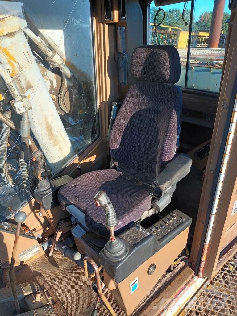 CAT 245B FS Good working also available for parts Escavadoras com Pá frontal