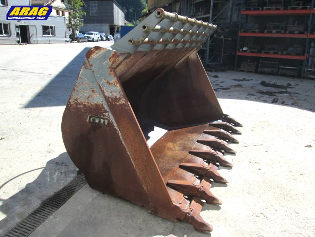 OM Seitenkippschaufel Bakken