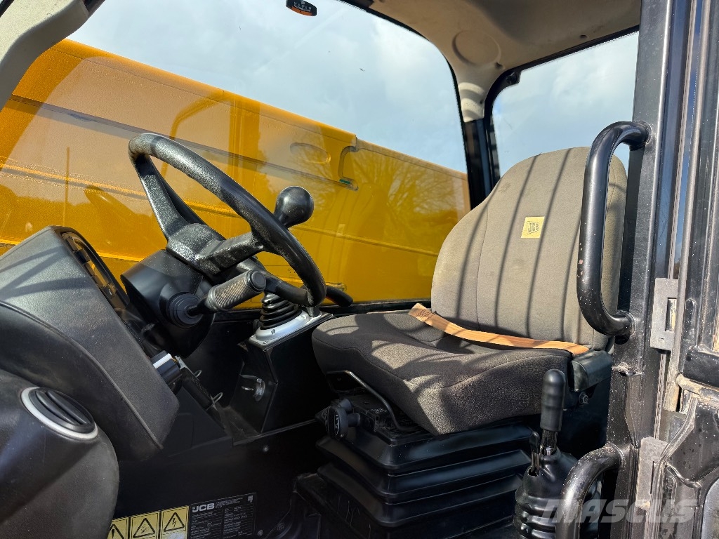 JCB 540-200 مناولات متداخلة
