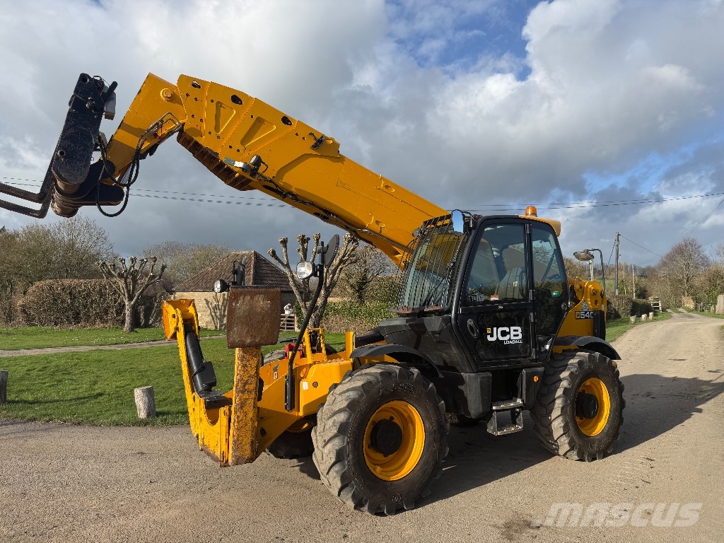 JCB 540-200 مناولات متداخلة