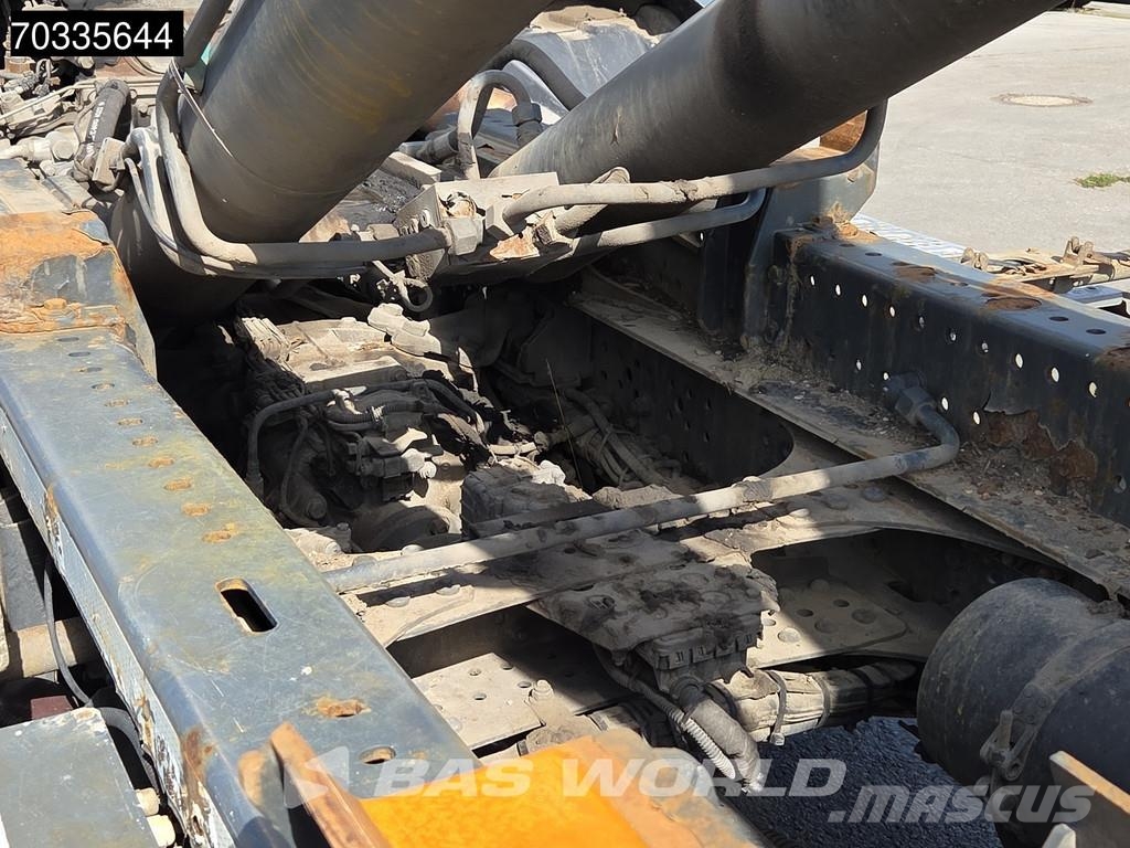 Mercedes-Benz Arocs 2542 6X2 20tons containersystem Lift-Axle Au Abrollkipper