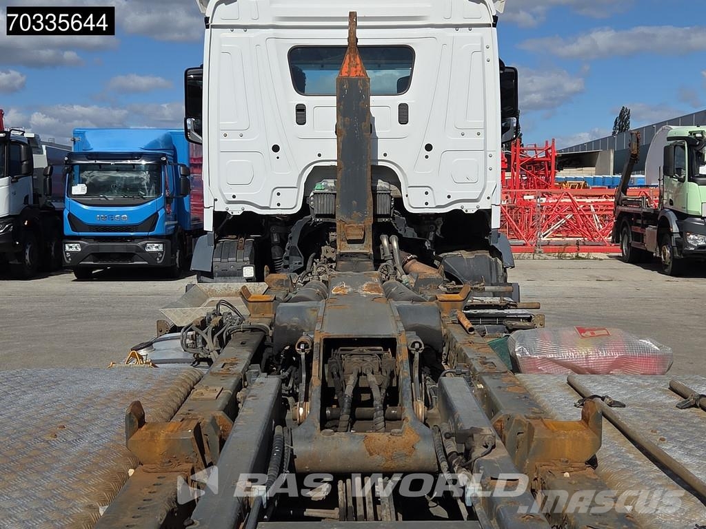 Mercedes-Benz Arocs 2542 6X2 20tons containersystem Lift-Axle Au Abrollkipper