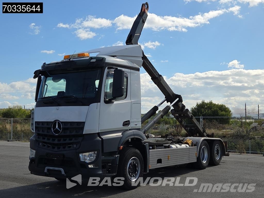 Mercedes-Benz Arocs 2542 6X2 20tons containersystem Lift-Axle Au Abrollkipper