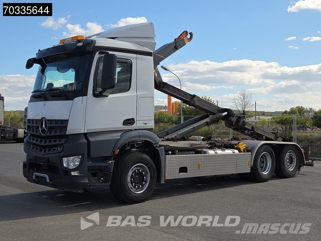 Mercedes-Benz Arocs 2542 6X2 20tons containersystem Lift-Axle Au Abrollkipper