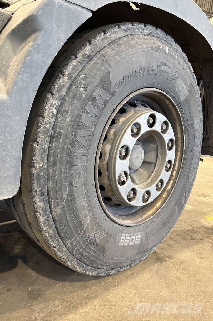 Volvo FH 6*2, Lastväxlare Palfinger Konksliftveokid