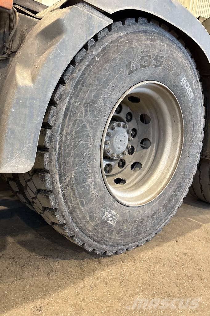 Volvo FH 6*2, Lastväxlare Palfinger Konksliftveokid