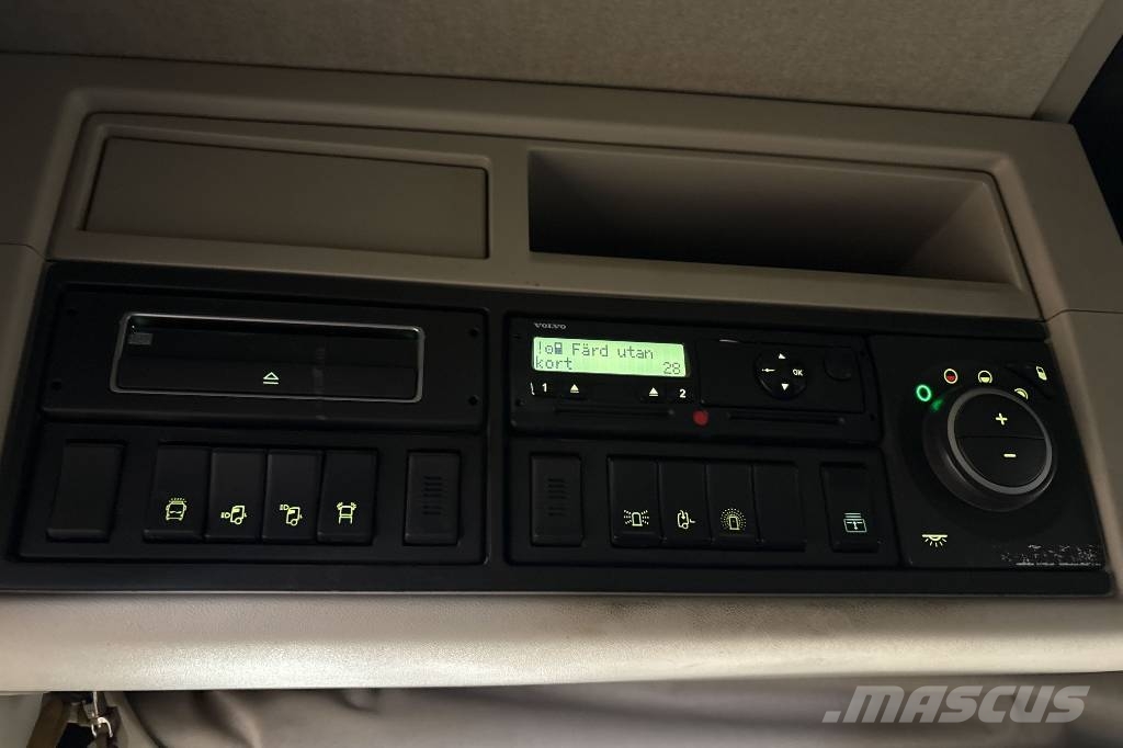 Volvo FH 6*2, Lastväxlare Palfinger Konksliftveokid
