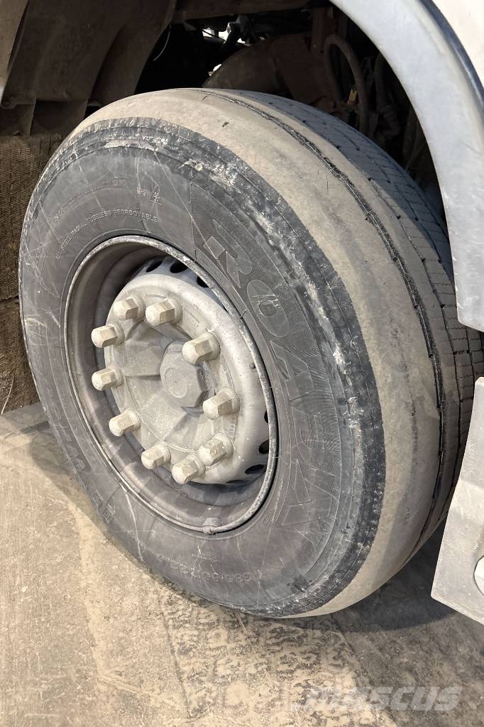 Volvo FH 6*2, Lastväxlare Palfinger Konksliftveokid