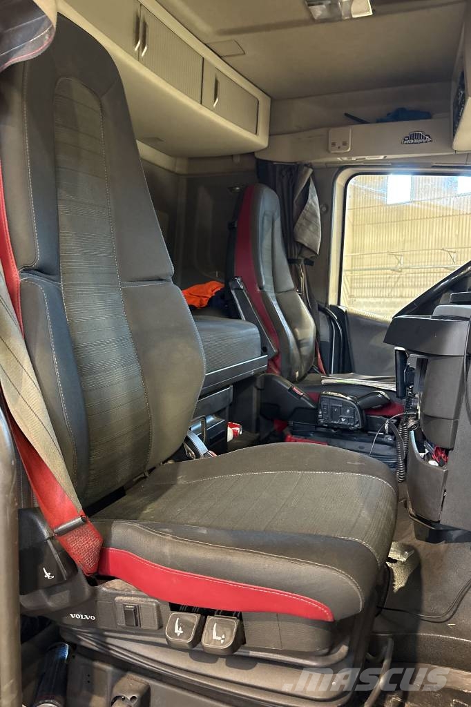 Volvo FH 6*2, Lastväxlare Palfinger Konksliftveokid